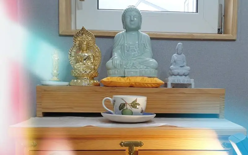 가정에 불상 모시기-저의 기도와 명상공간 입니다