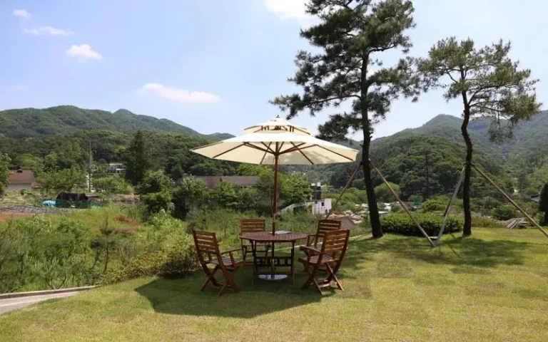 전원주택을 지을 때 특별히 지형과 자연환경도 고려해야 합니다