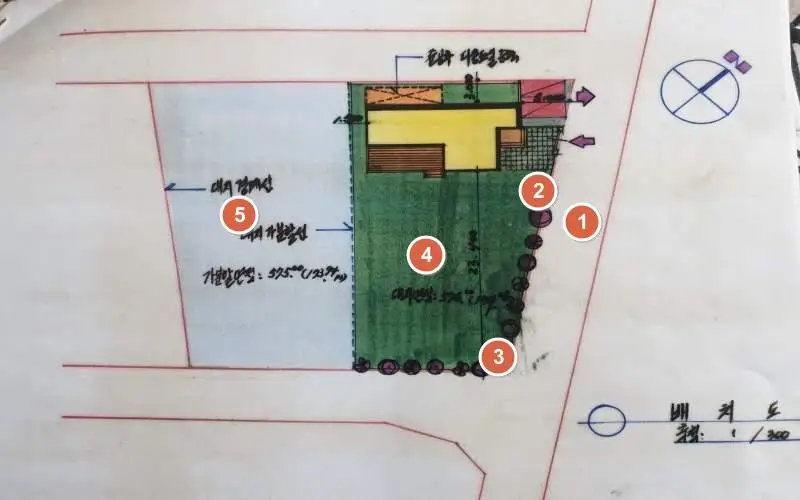 배치도, 부지에 어떤 형태로 주택을 앉힐지 알 수 있습니다